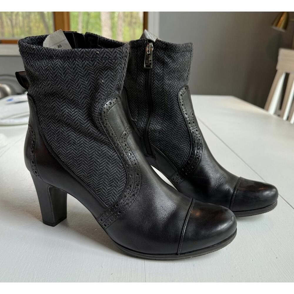 Rockport Women's Black Leather and Fabric Ankle Boots with Heels 10